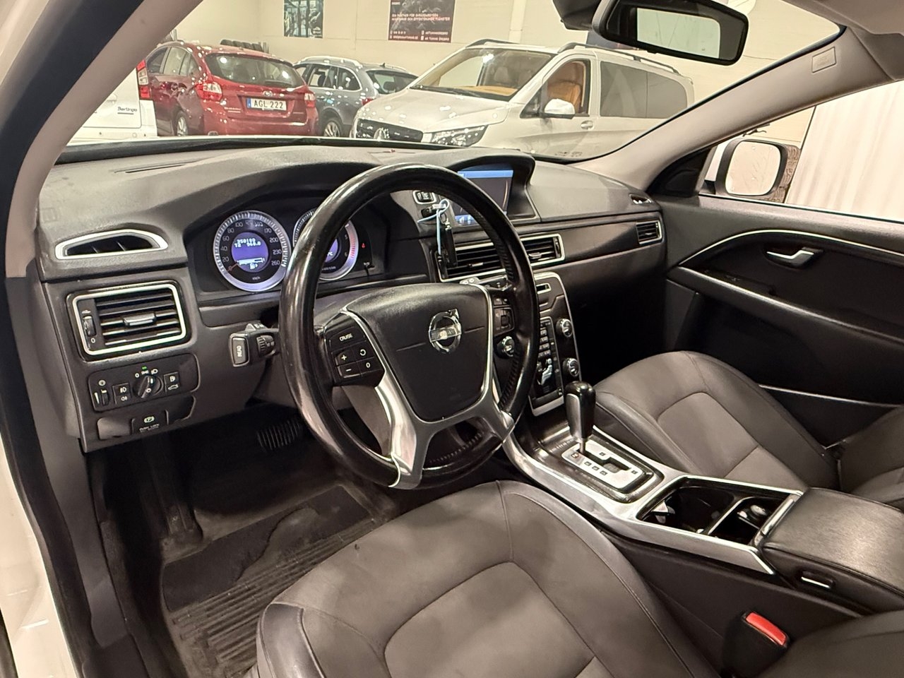 Volvo XC70 D3 Geartronic Momentum 2012, bild 7/10