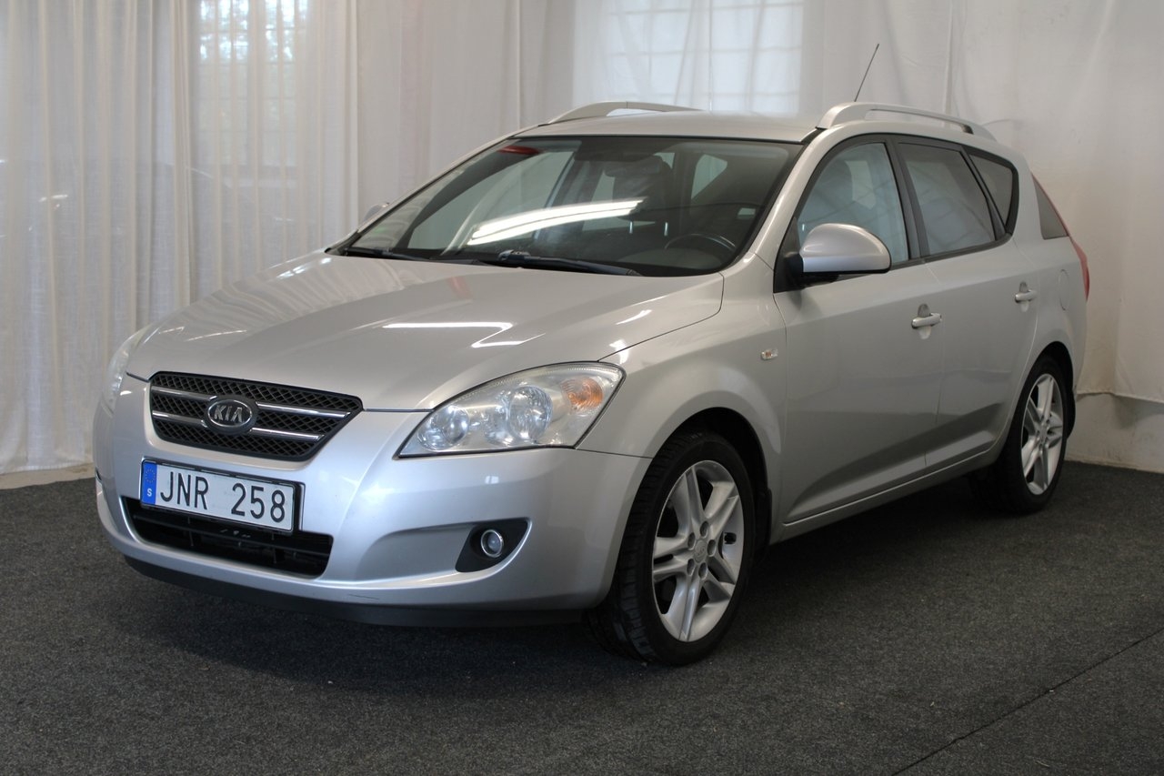Kia Ceed Kombi 1.6 CRDi EX 2009, bild 3/10