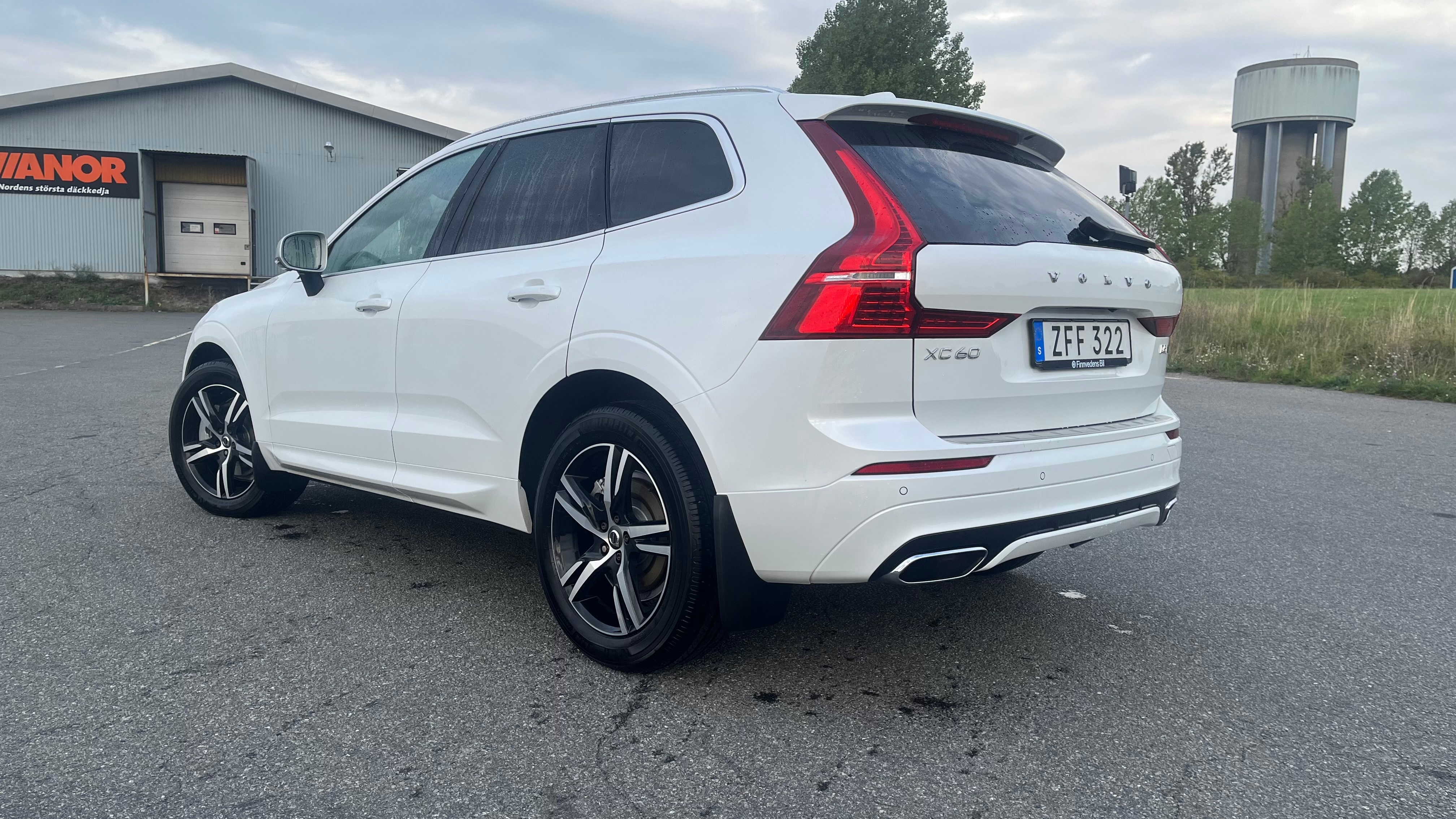Volvo XC60 D5 AWD Geartronic 2018, bild 5/10