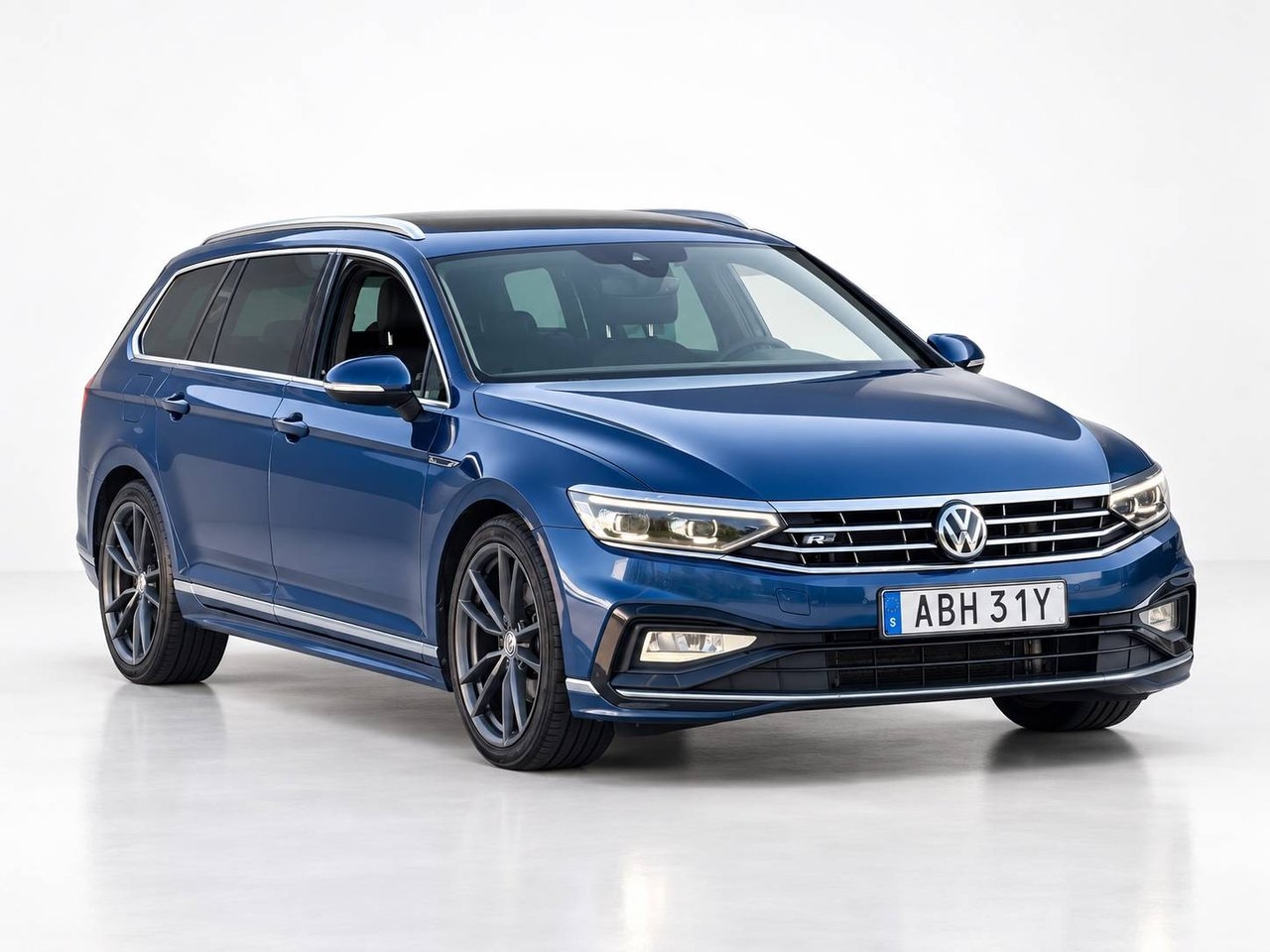 Volkswagen Passat 2020, bild 4/10