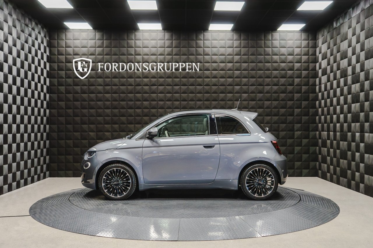 Fiat 500e 42 kWh / First Edition 2021, bild 2/10