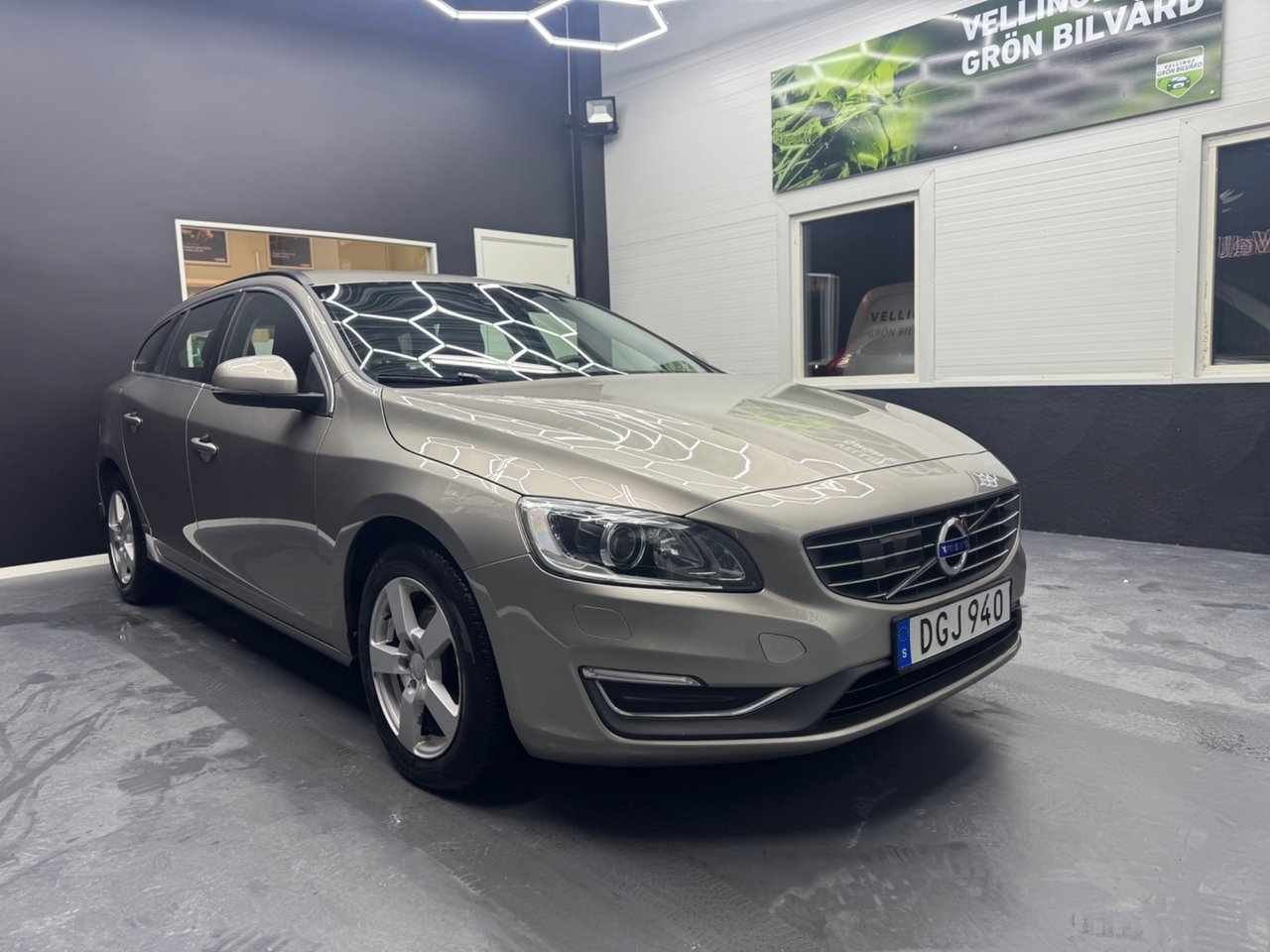 Volvo V60 2014, bild 2/10
