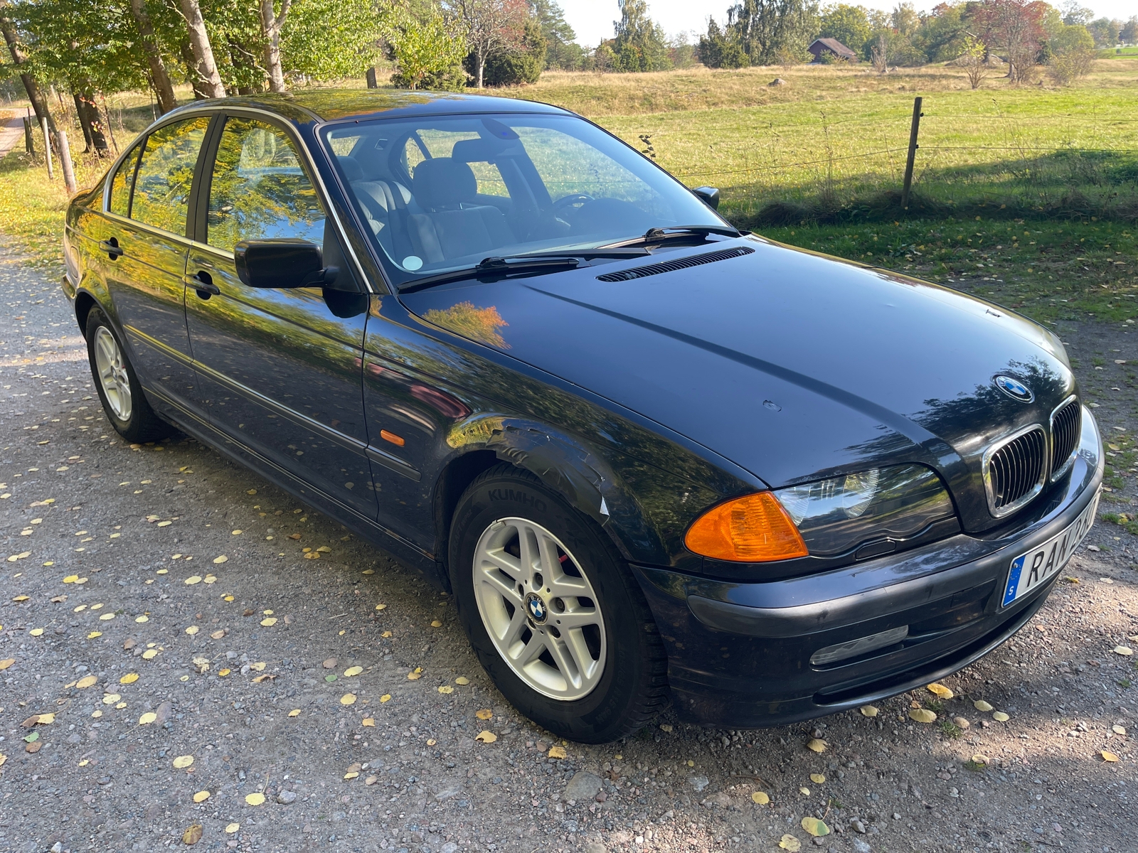 BMW 320 i Sedan Manuell 2000, bild 2/8