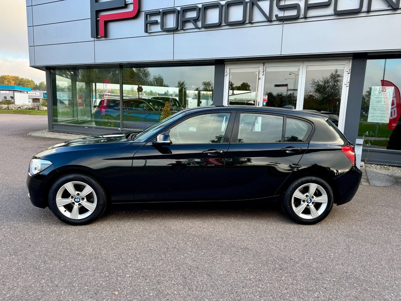 BMW 120 2012, bild 2/10