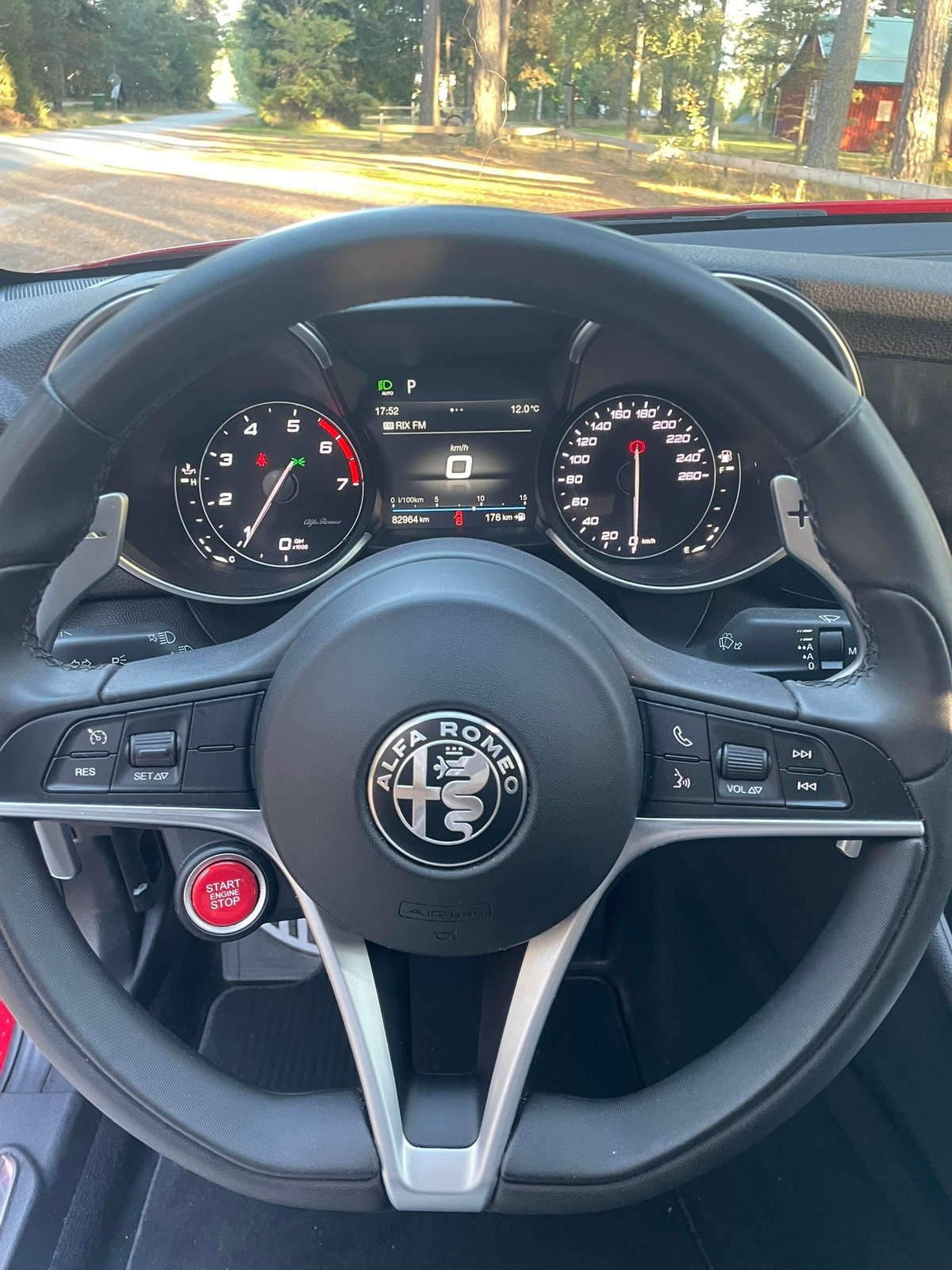Alfa Romeo Giulia 2019, bild 5/6