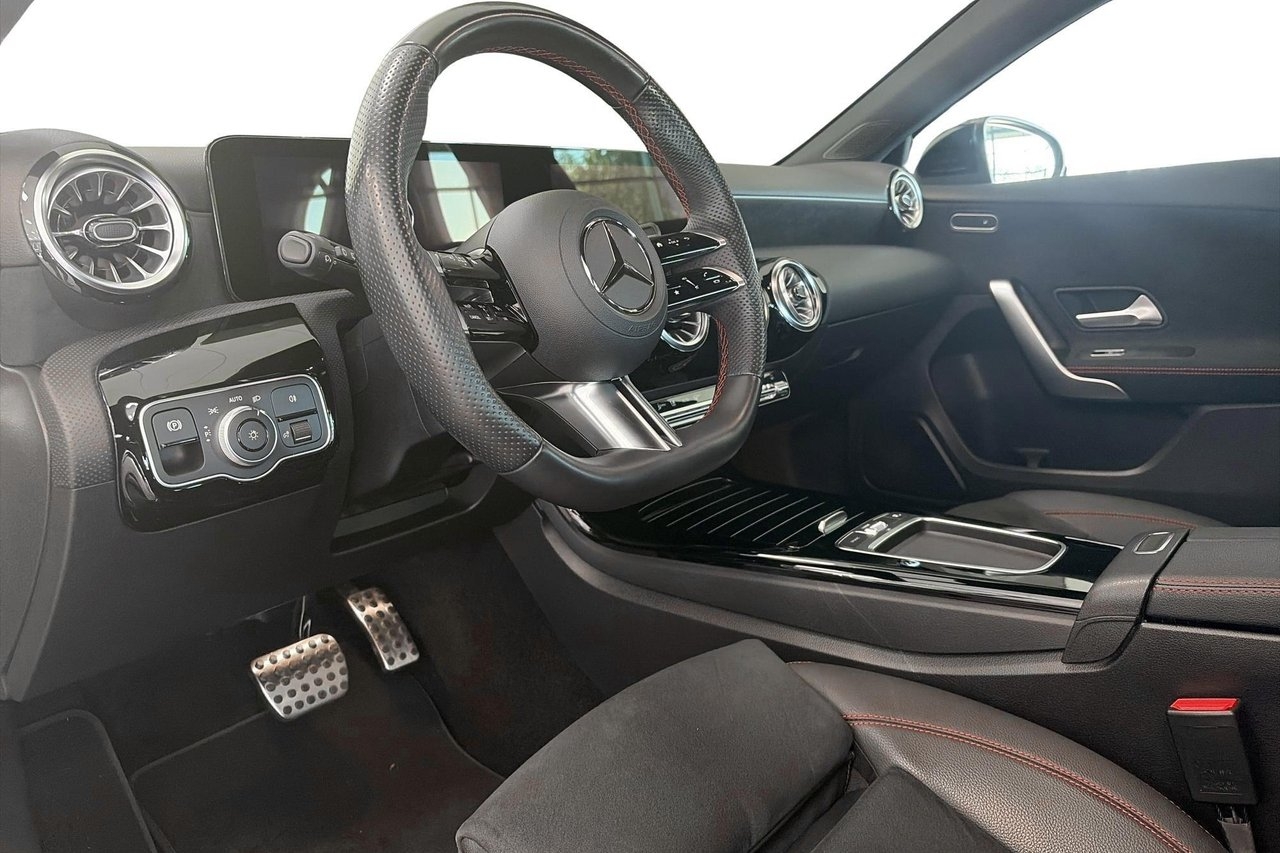 Mercedes-Benz A 200 AMG PLUS 2023, bild 7/10