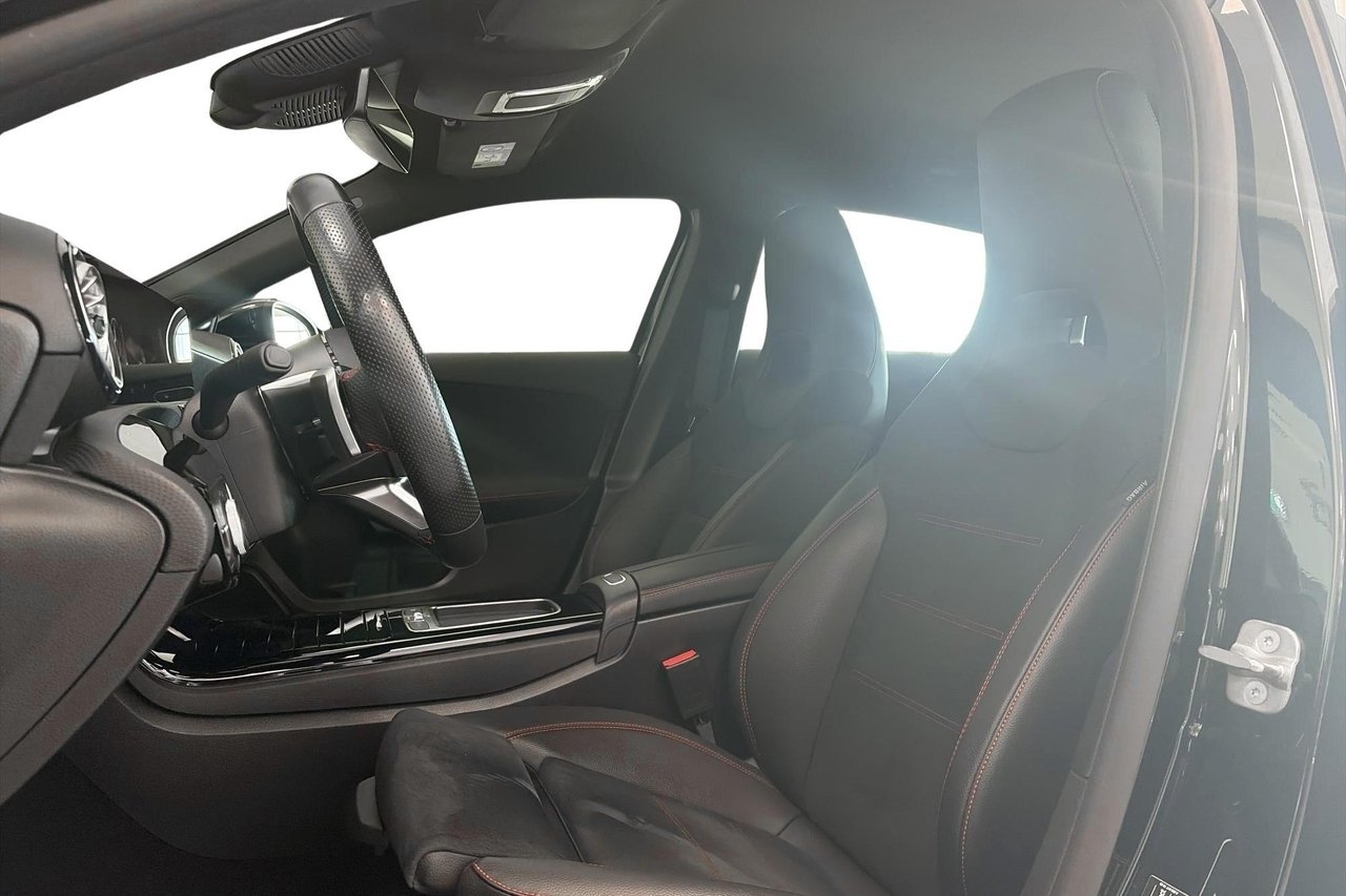 Mercedes-Benz A 200 AMG PLUS 2023, bild 6/10
