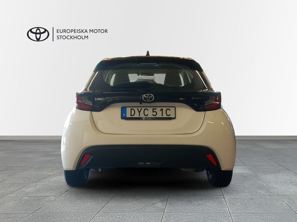 Toyota Yaris 2025, photo 5/15