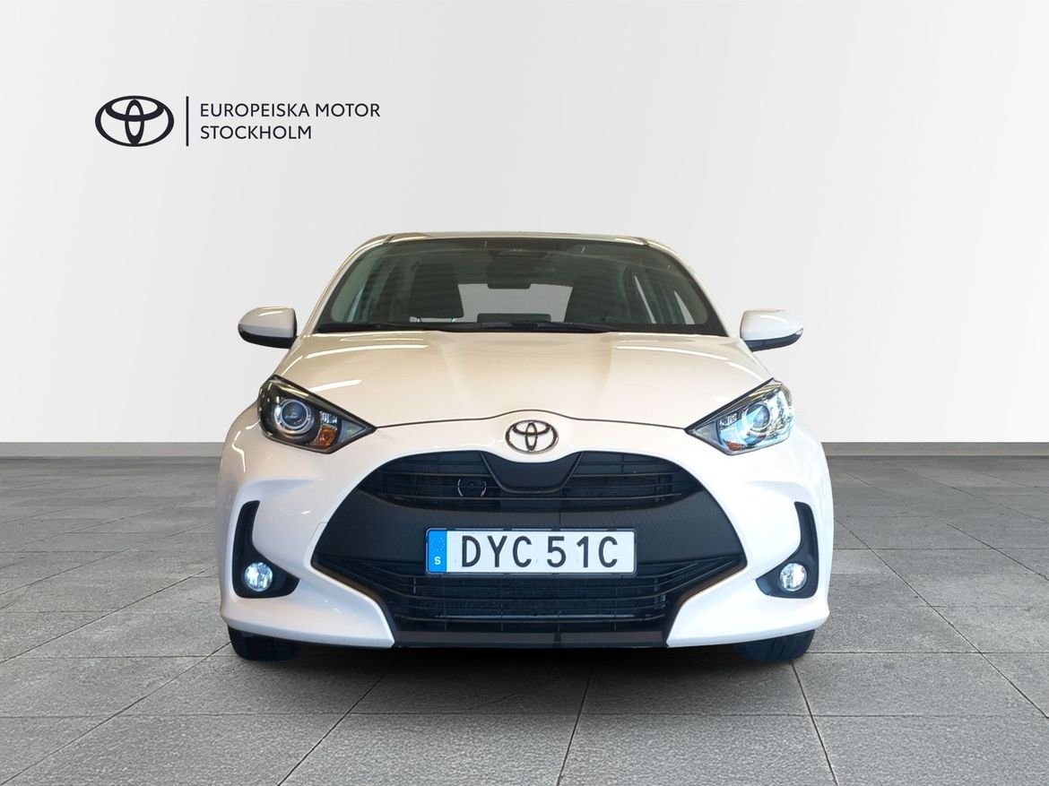 Toyota Yaris 2025, photo 6/15
