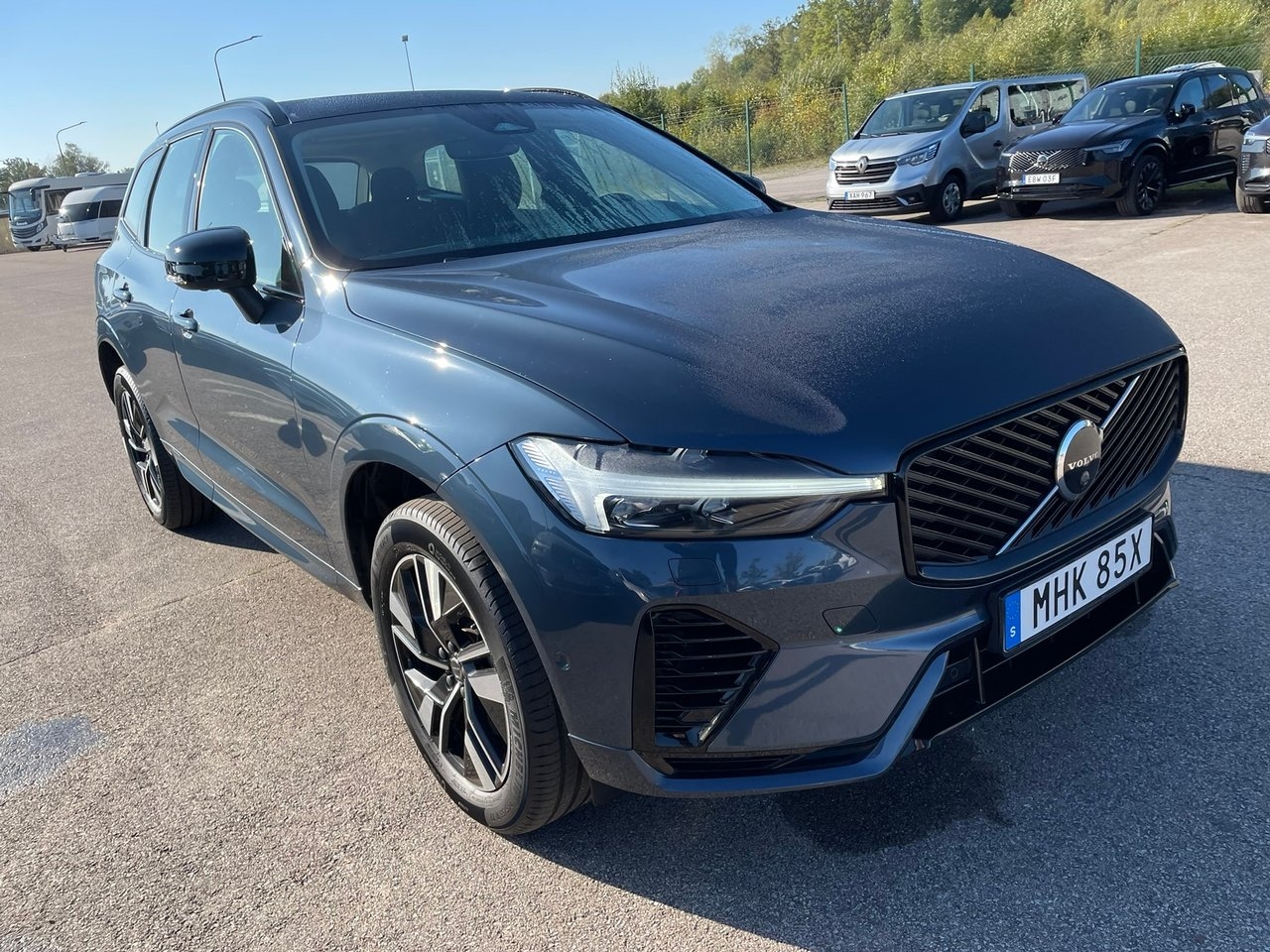 Volvo XC60 T6 Recharge Plus Dark plug in 2026, bild 2/5