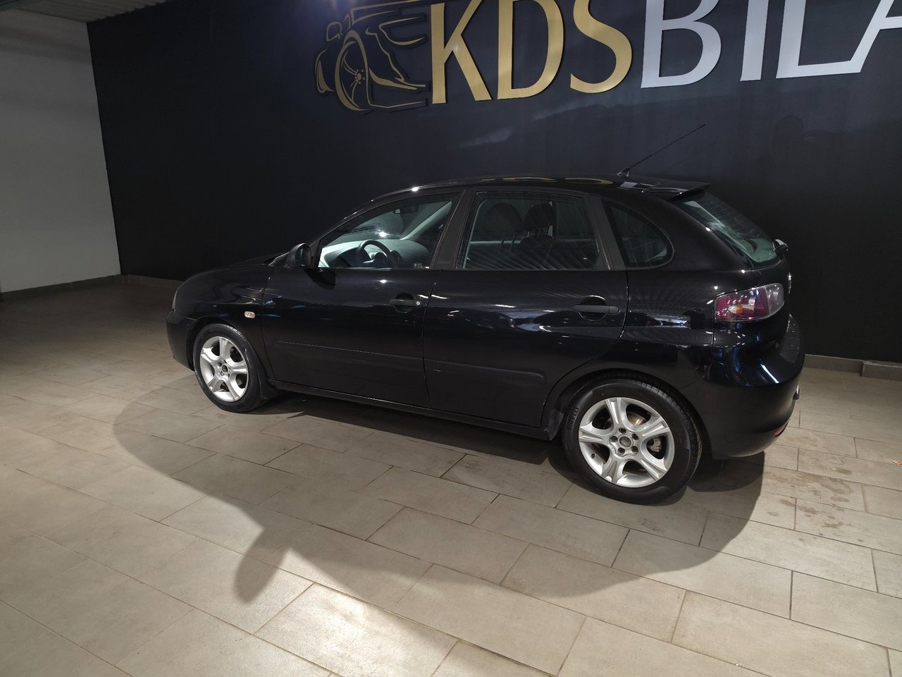 Seat Ibiza 1.4 16v Style Euro 4 86hk 5dr 2008, bild 3/10