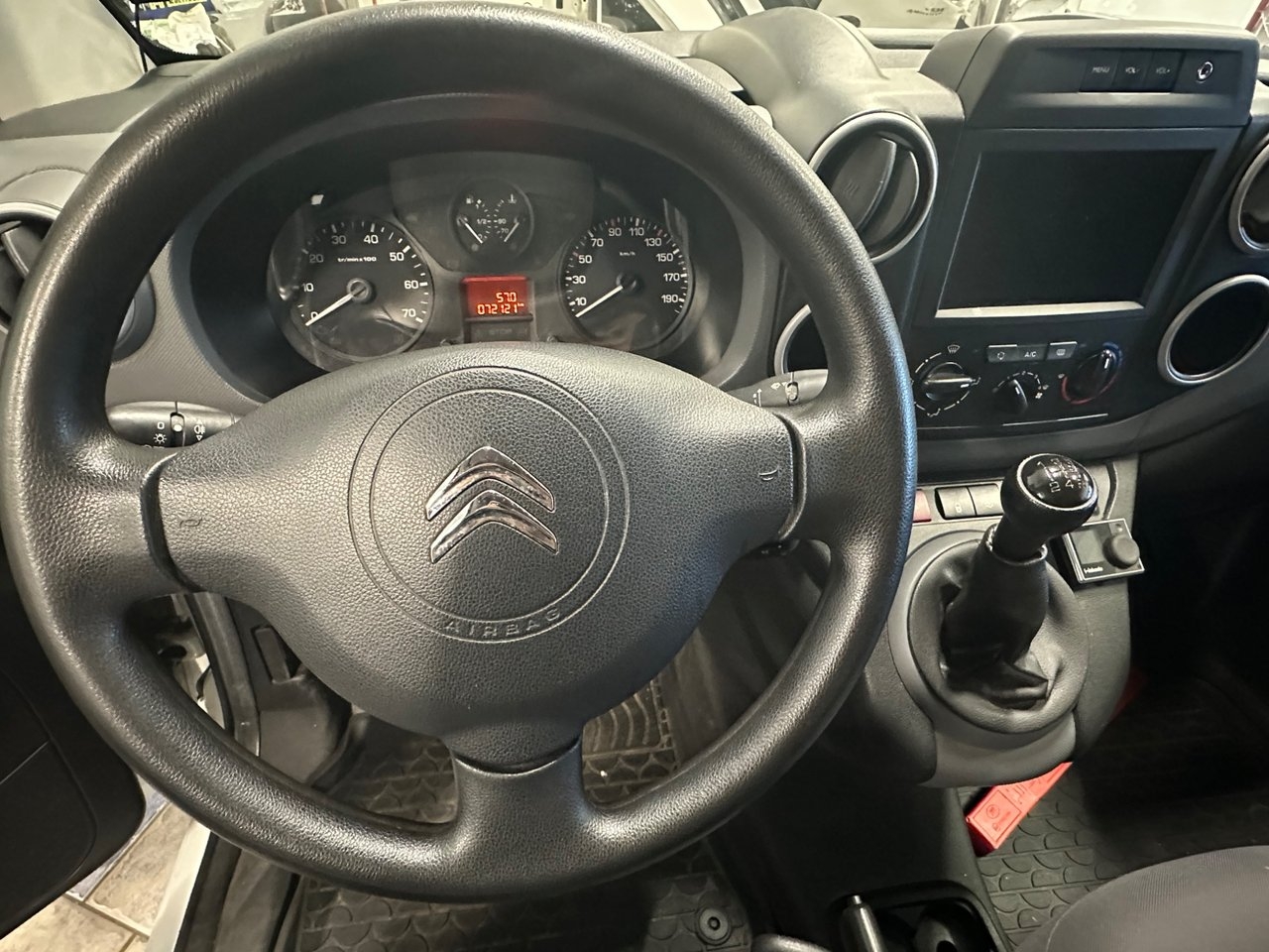 Citroen Berlingo 2016, bild 7/10
