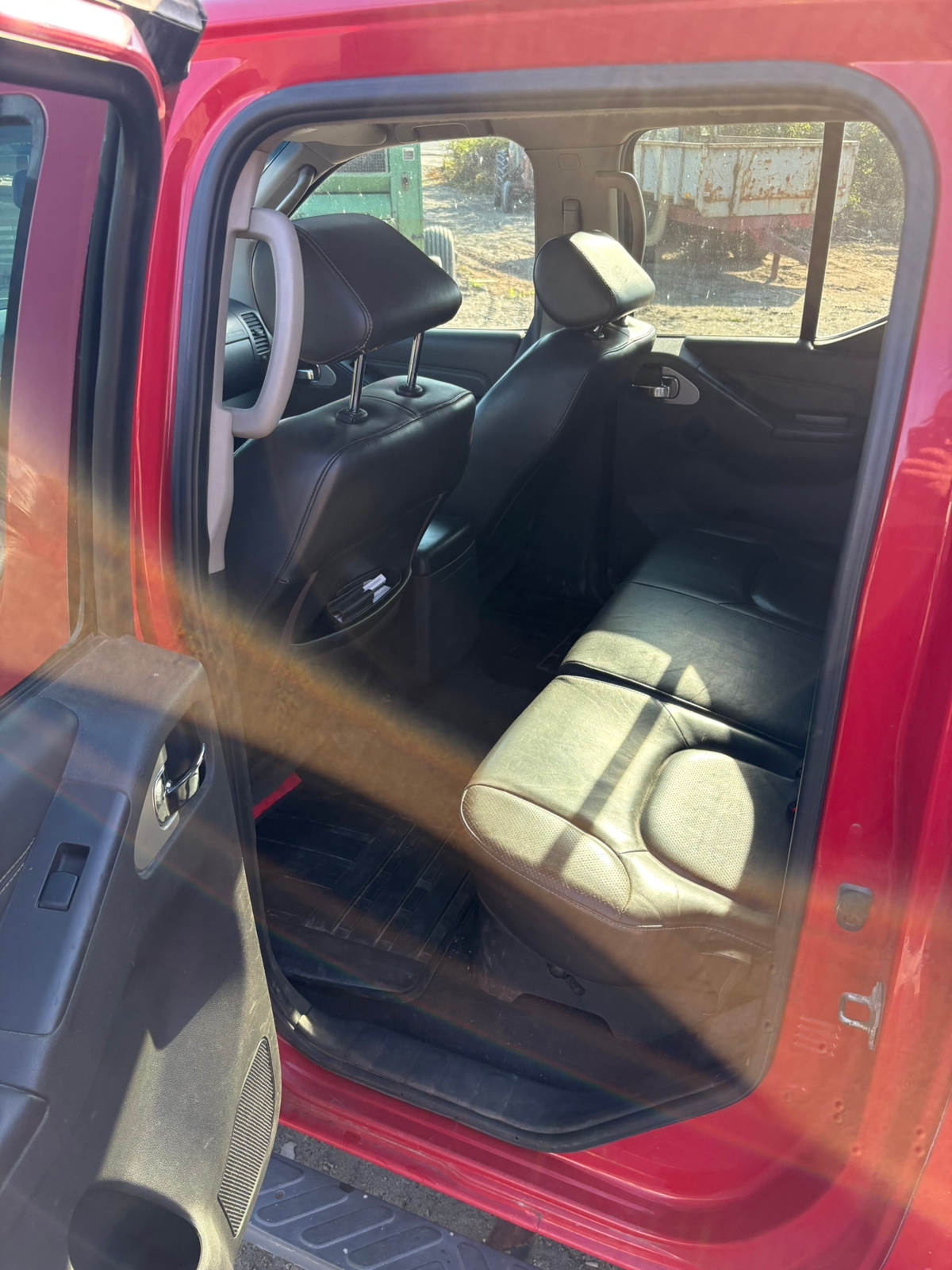 Nissan Navara 2012, bild 5/5