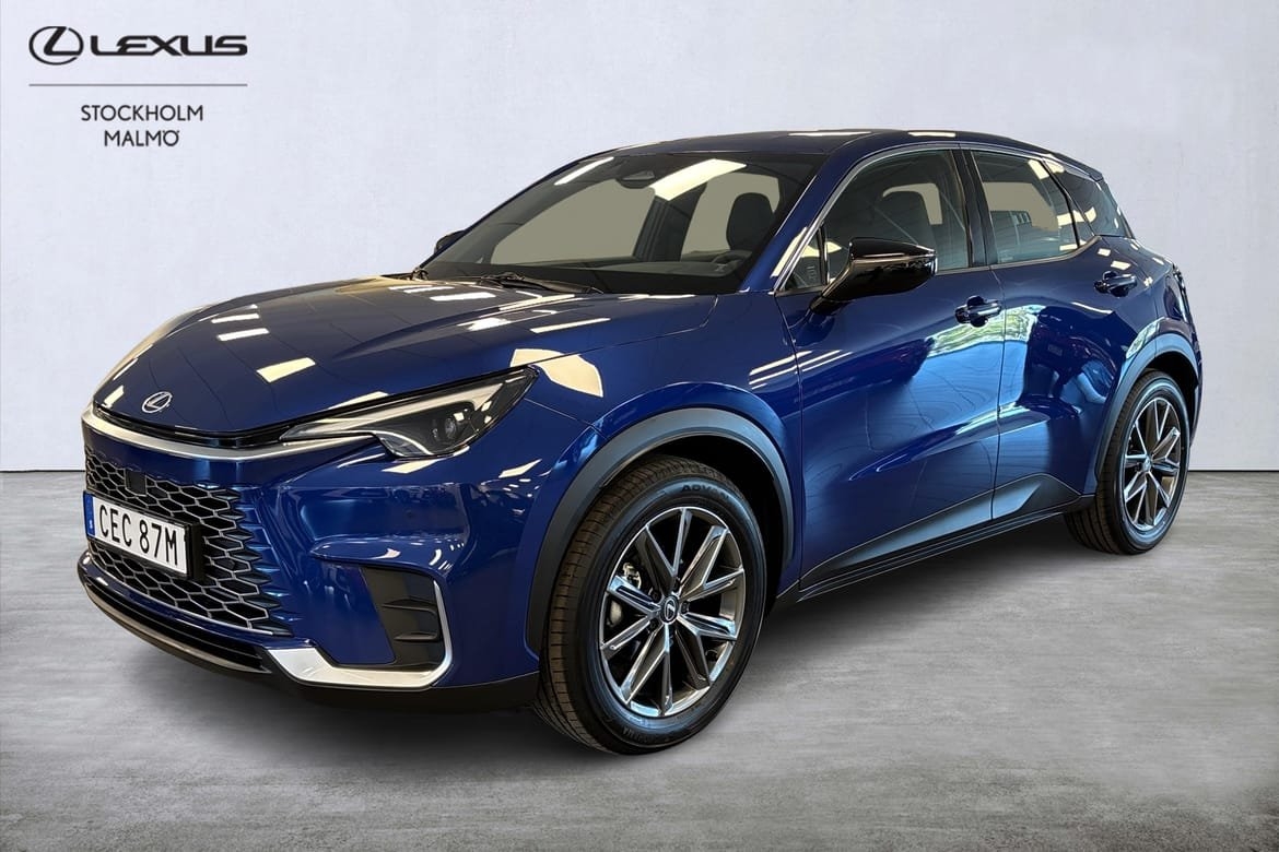 Lexus LBX