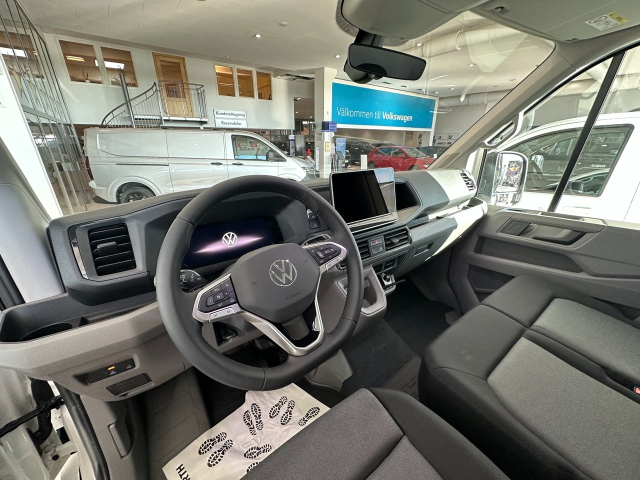 Volkswagen Crafter 35 2.0 TDI Euro 6 2026, bild 3/5