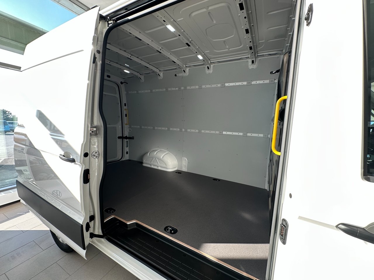 Volkswagen Crafter 35 2.0 TDI Euro 6 2026, bild 5/5