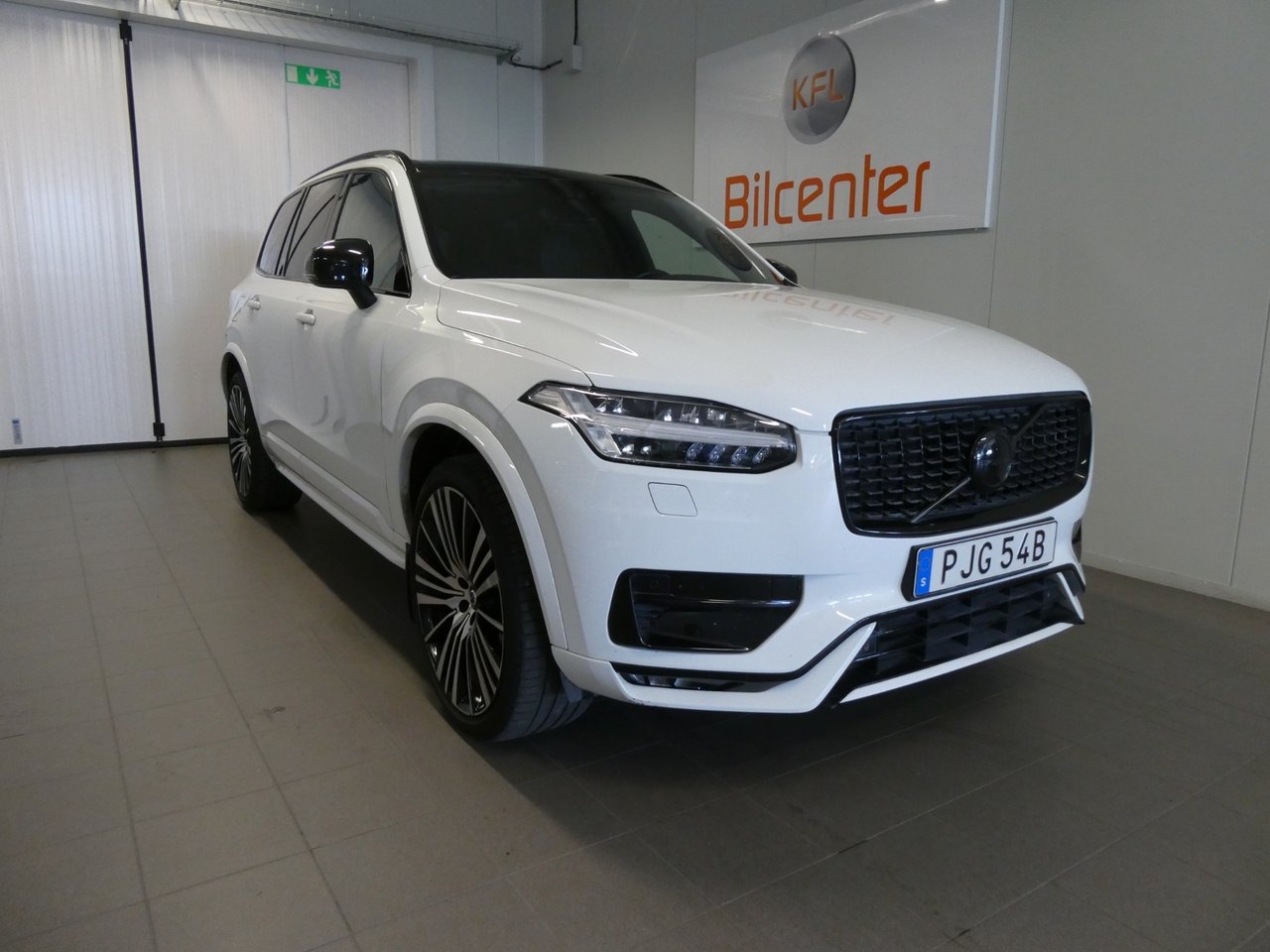 Volvo XC90 B5 AWD R-Design 7-Sits 2021, kuva 3/10