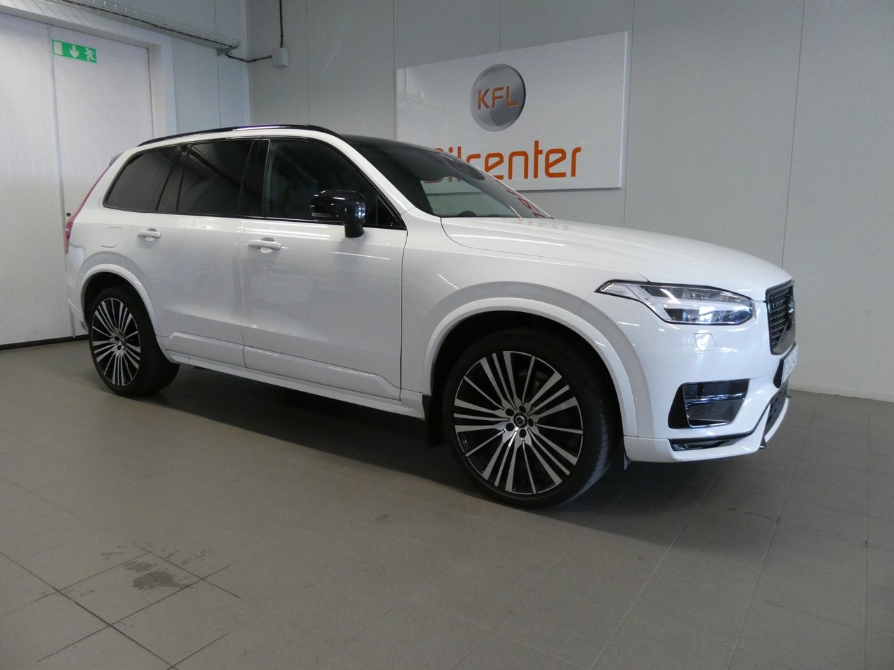 Volvo XC90 B5 AWD R-Design 7-Sits 2021, kuva 4/10