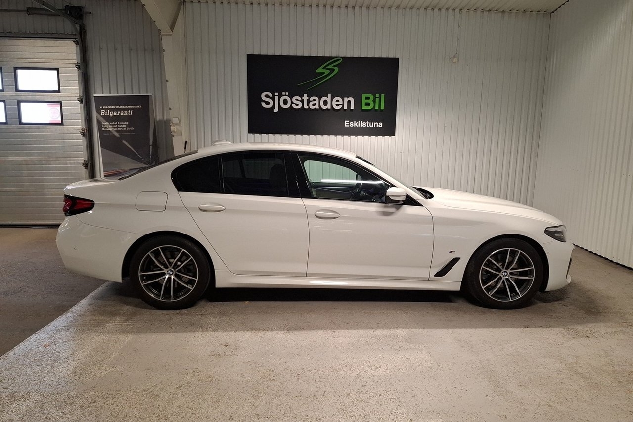 BMW 520 i Sedan M Sport 2021, photo 6/10