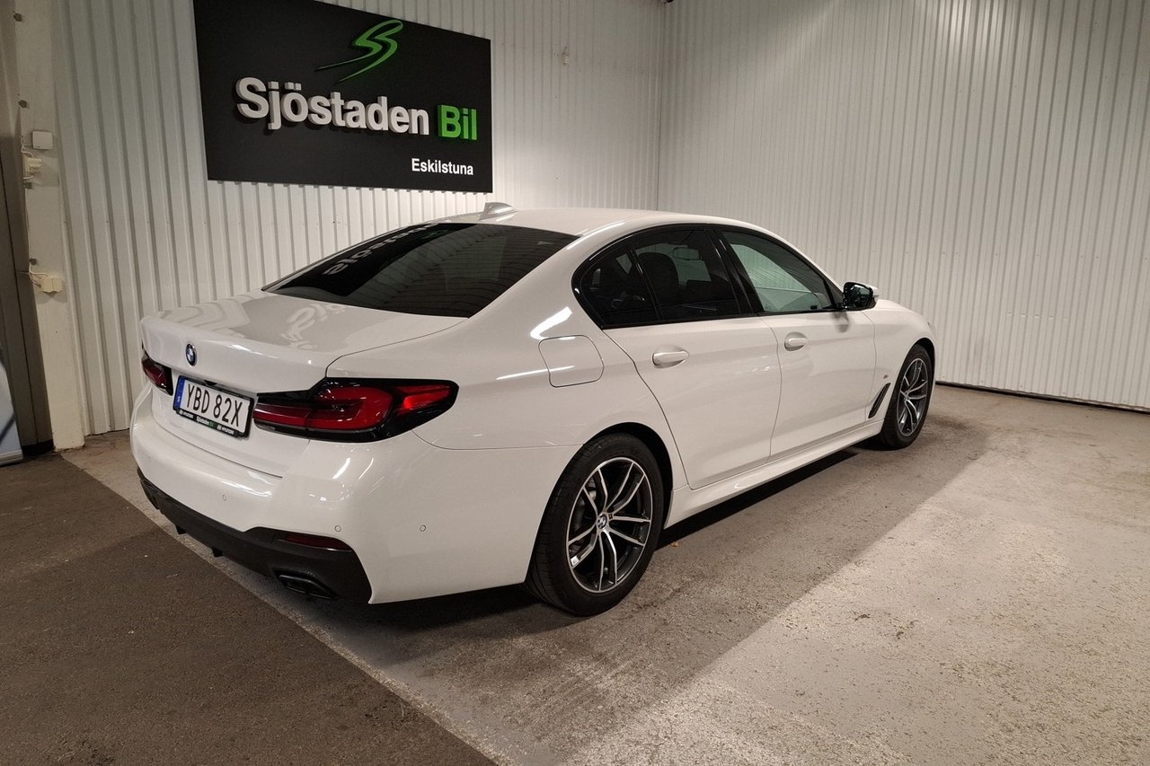 BMW 520 i Sedan M Sport 2021, photo 5/10