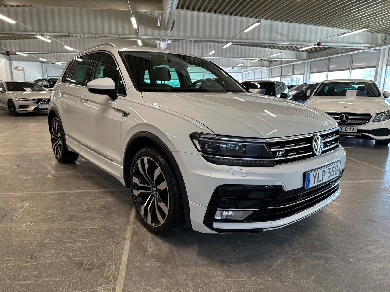 Volkswagen Tiguan 2017, bild 2/10