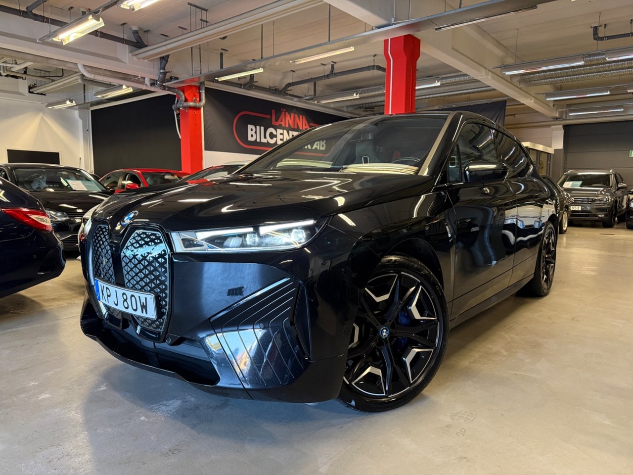 BMW iX