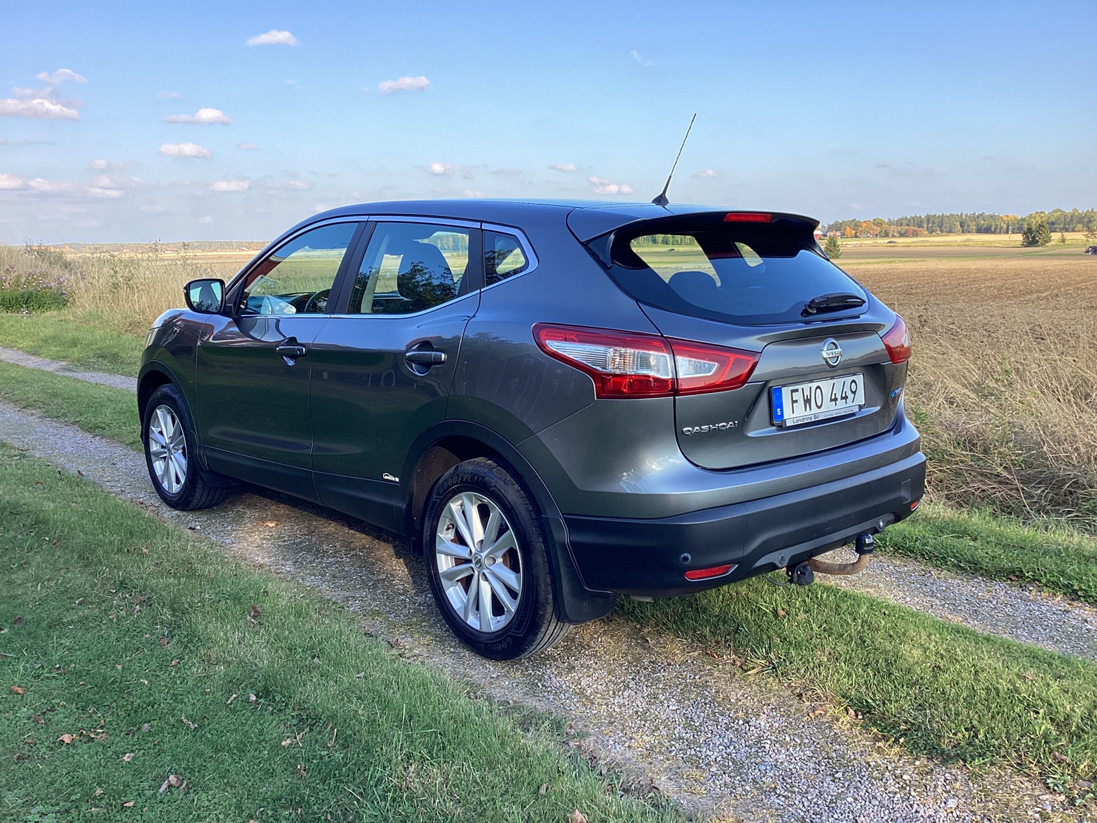 Nissan Qashqai 1.5 dCi Manuell 2015, bild 2/5