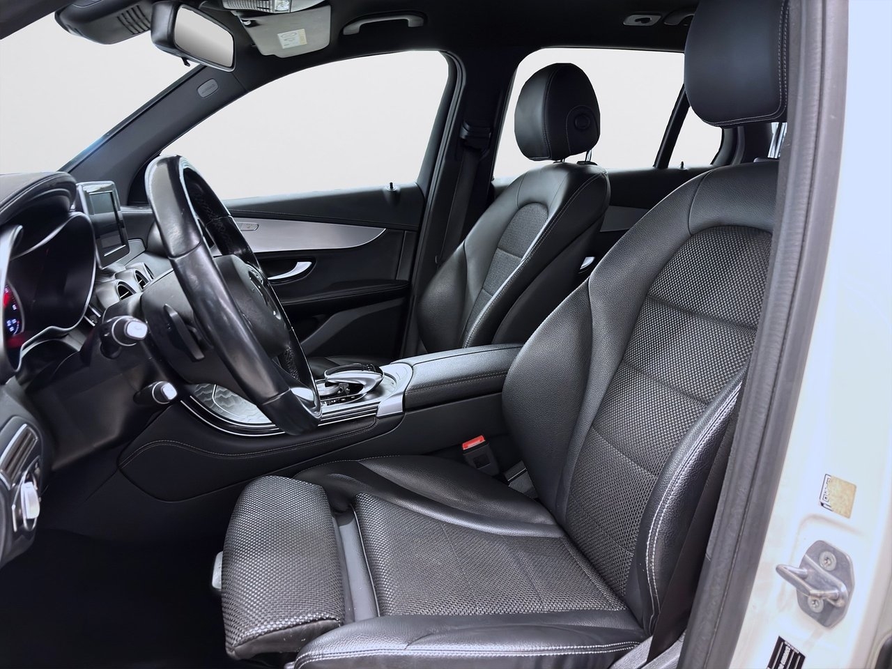 Mercedes-Benz GLC 2019, bild 7/10