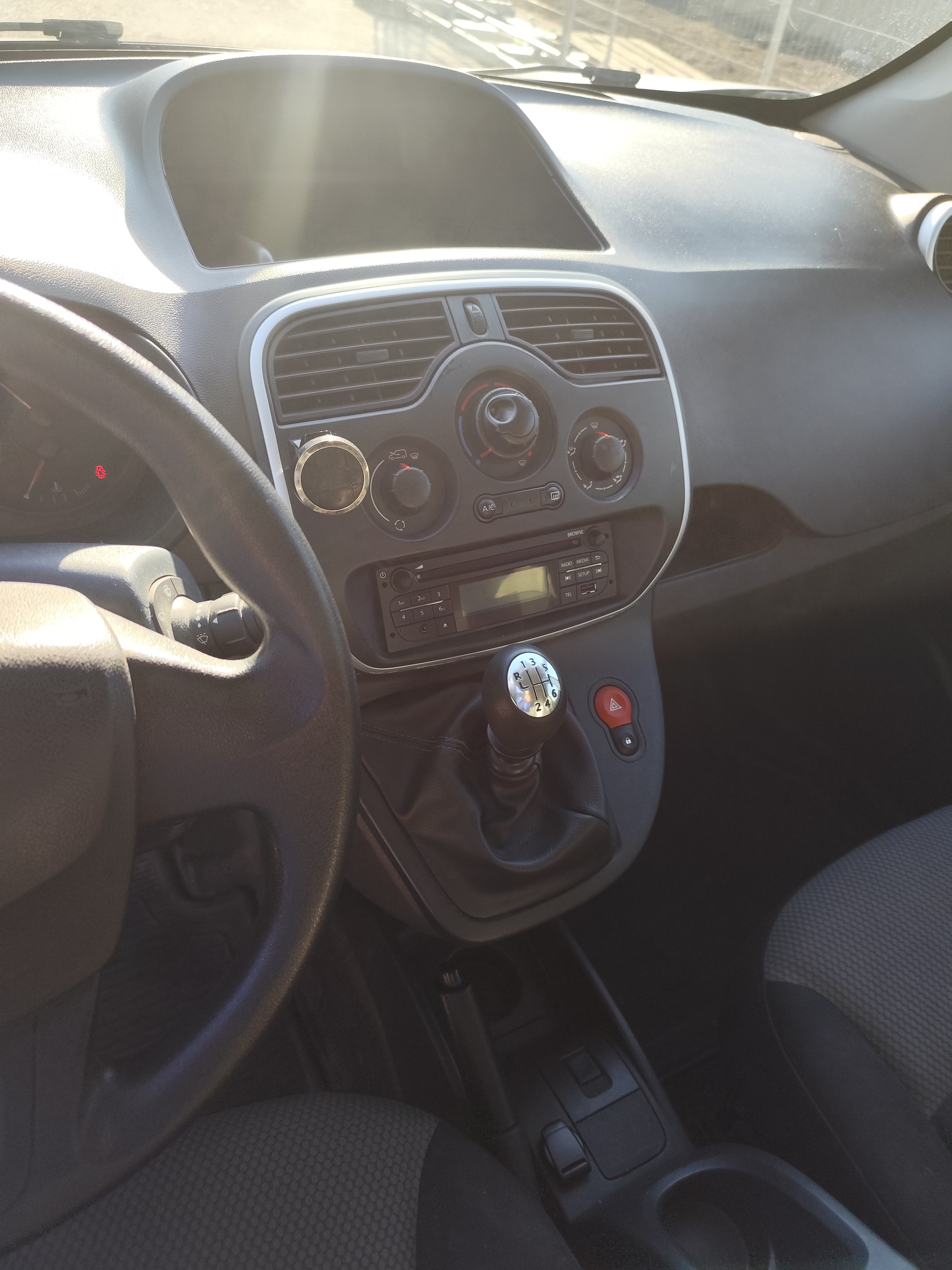 Nissan NV250 2.0t 1.5 dCi Manuell 2020, bild 7/9