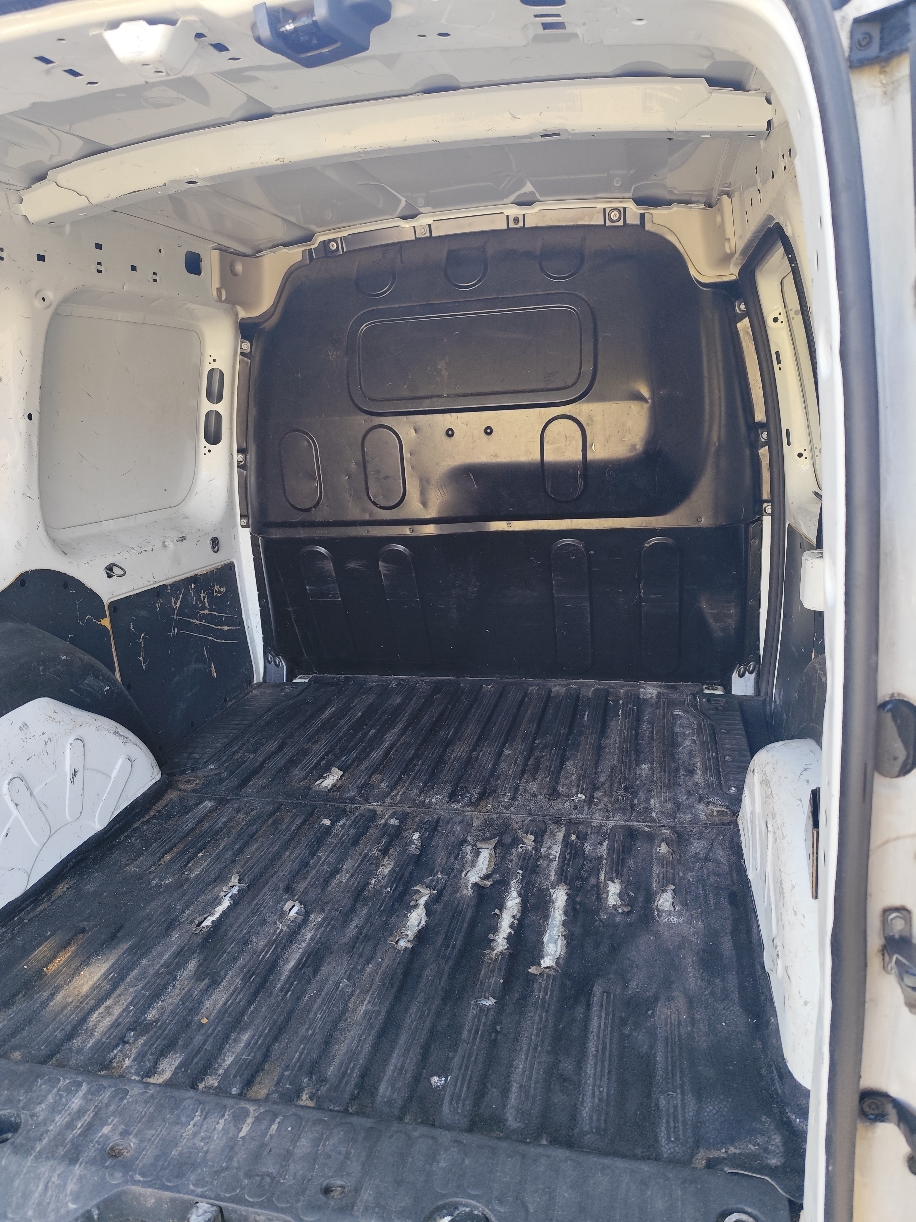 Nissan NV250 2.0t 1.5 dCi Manuell 2020, bild 6/9