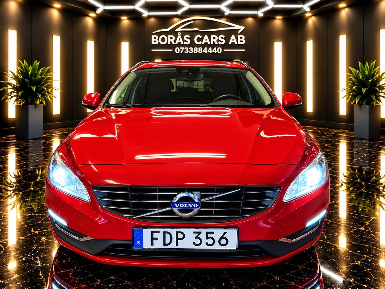 Volvo V60 D5 (163hk) Twin Engine AWD 2017, bild 2/10