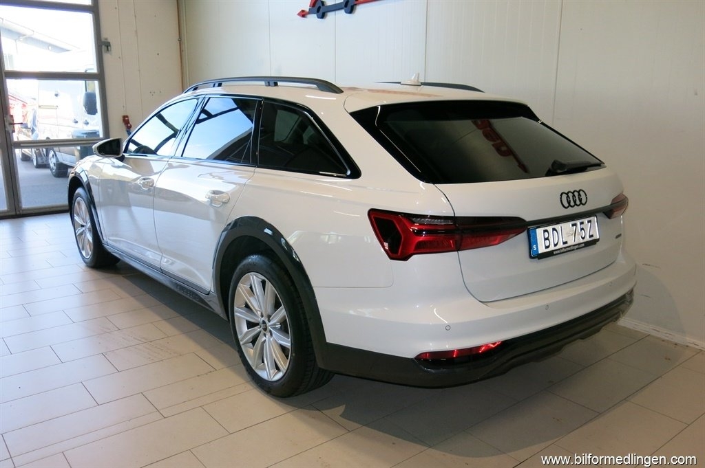 Audi A6 2023, photo 6/10