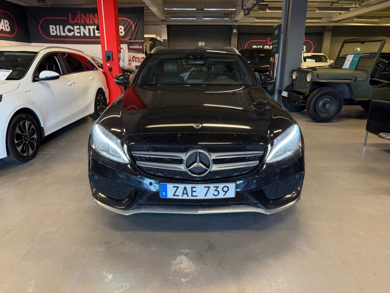 Mercedes-Benz C 2018, bild 2/10