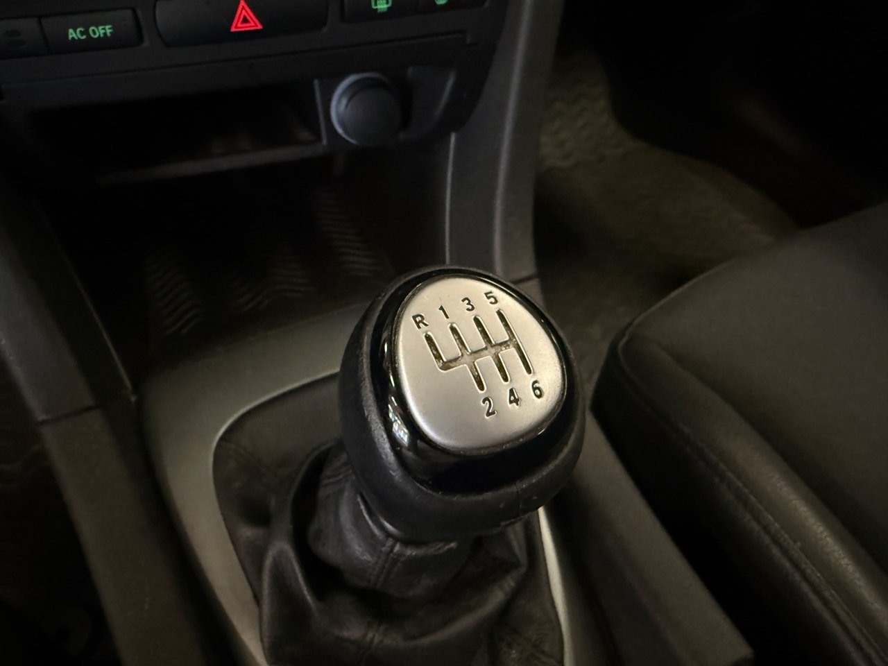 Saab 9-3 2009, kuva 7/10