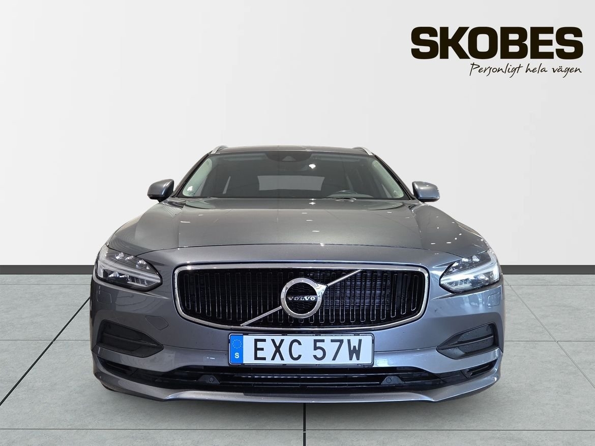 Volvo V90 D3 Momentum Edition 2020, bild 2/3