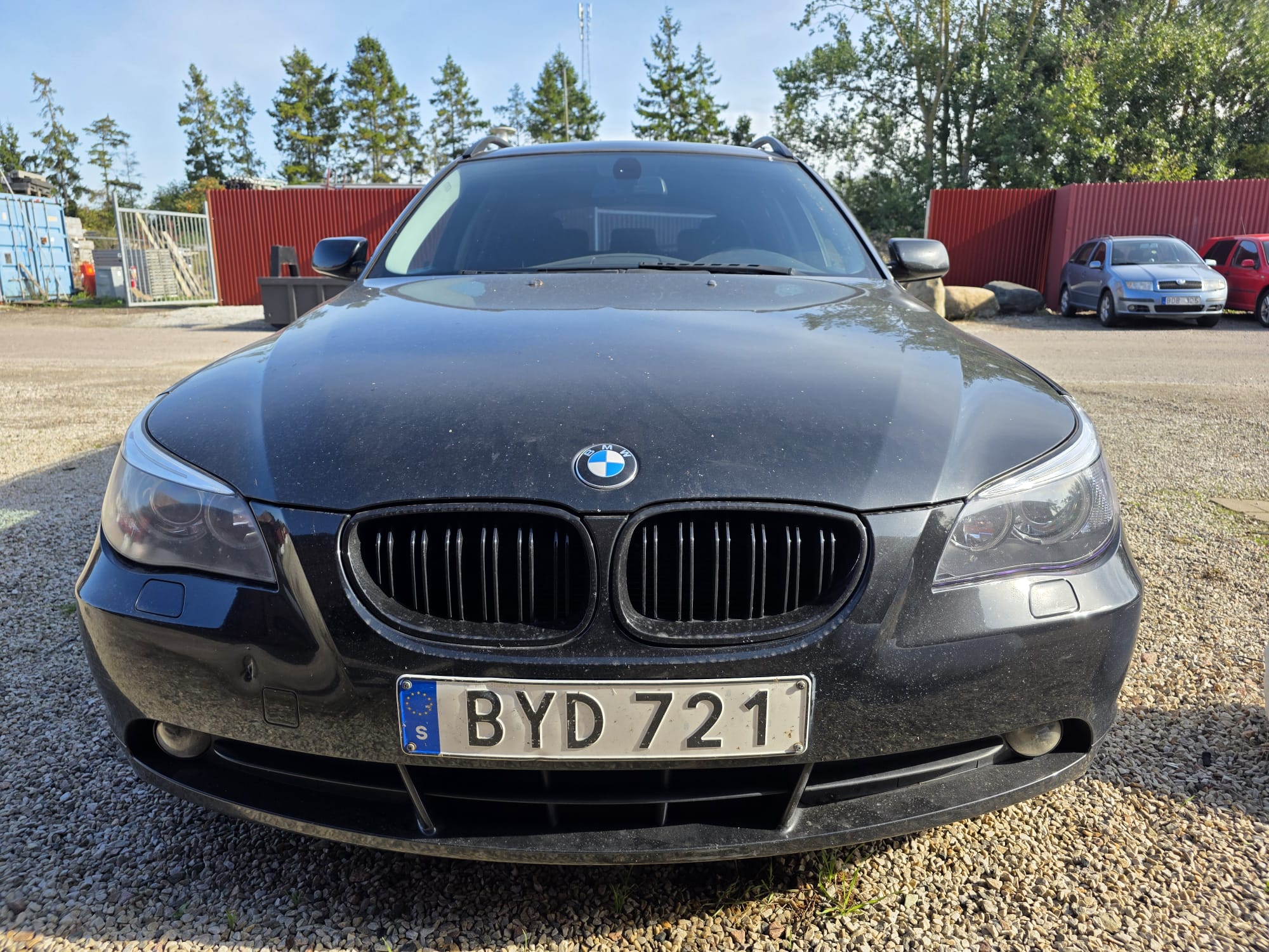 BMW 523