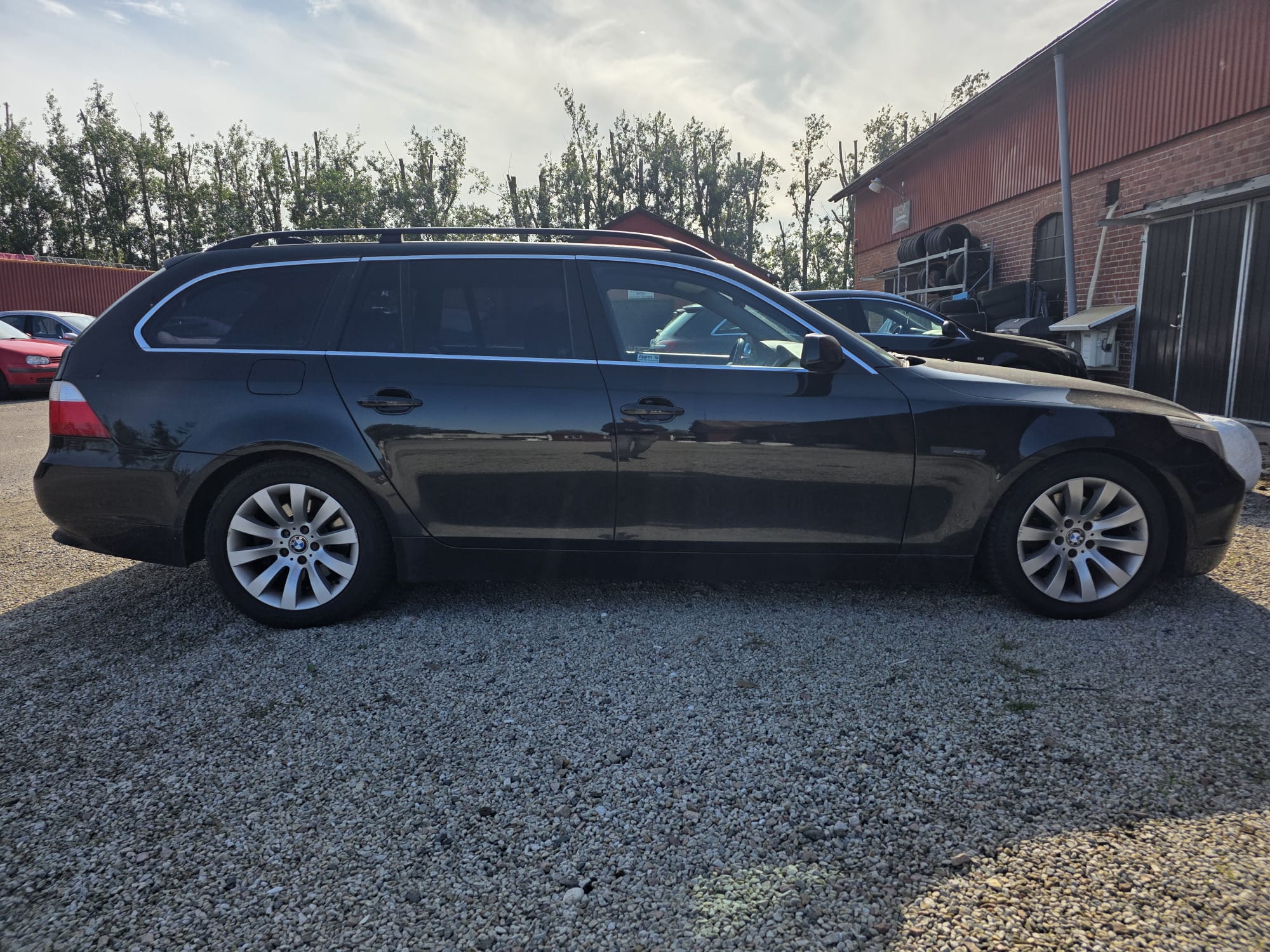 BMW 523 i Touring Manuell 2006, kuva 3/6