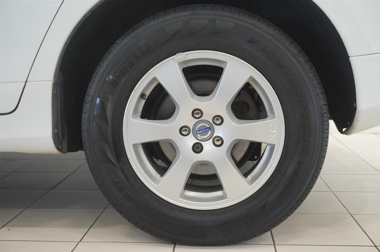 Volvo XC60 D4 AWD Momentum Pro 2014, bild 5/10