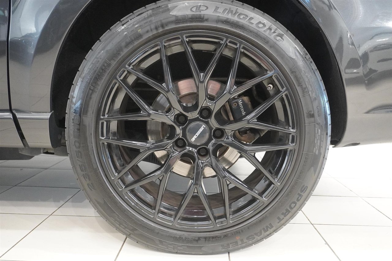 Mercedes-Benz V 2022, bild 6/10