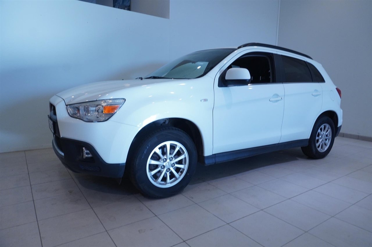 Mitsubishi ASX 2011, bild 3/10