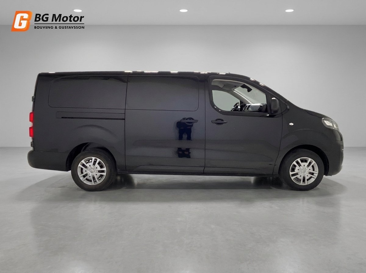 Opel Vivaro 2022, bild 5/10
