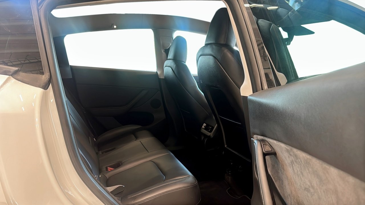 Tesla Model Y Long Range AWD (514hk) 2023, bild 5/10