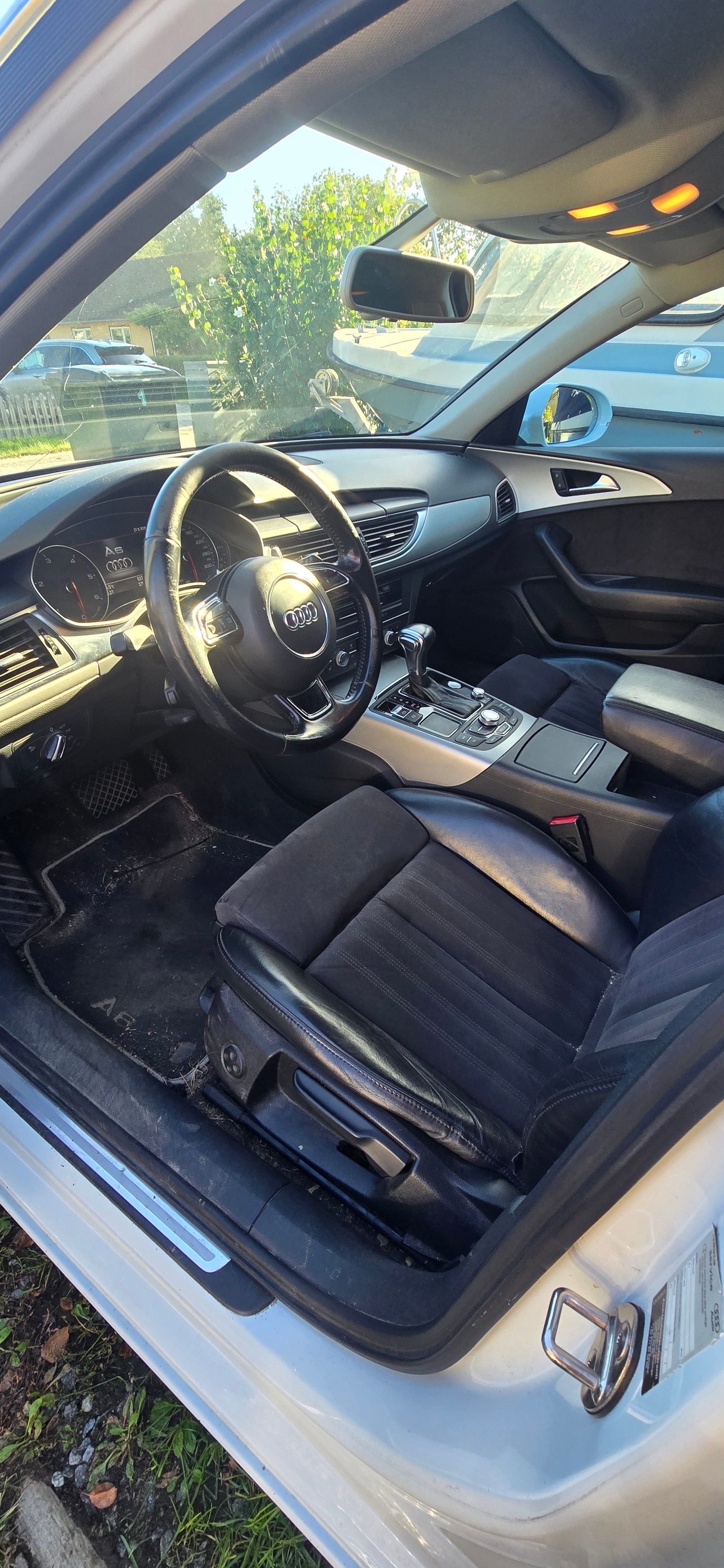 Audi A6 Avant 2.0 TDI DPF Multitronic 2012, bild 3/6
