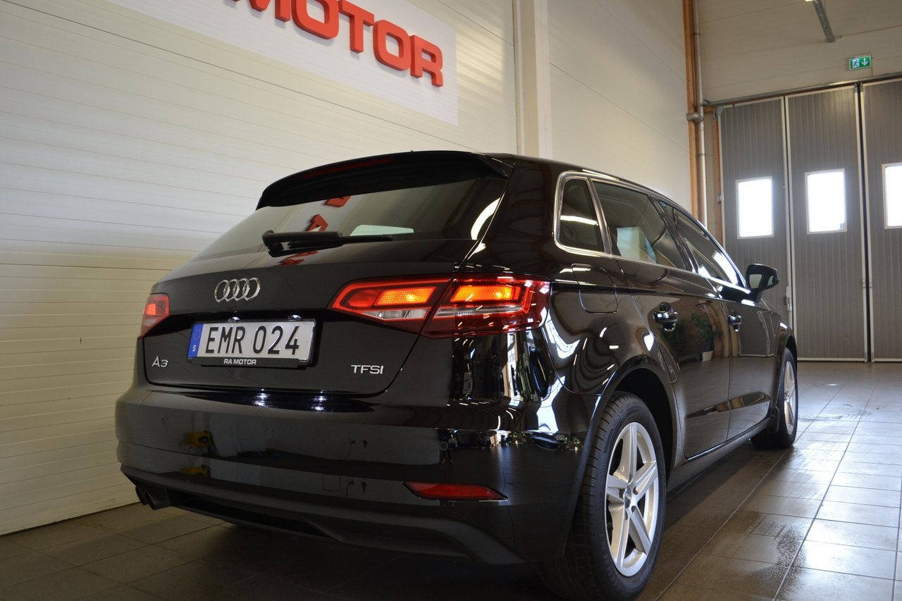 Audi A3 2018, kuva 6/10