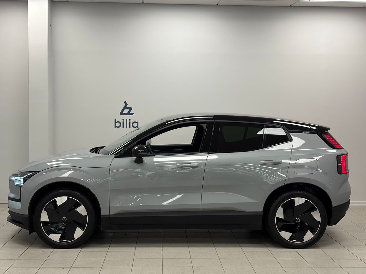 Volvo EX30 2024, bild 2/10