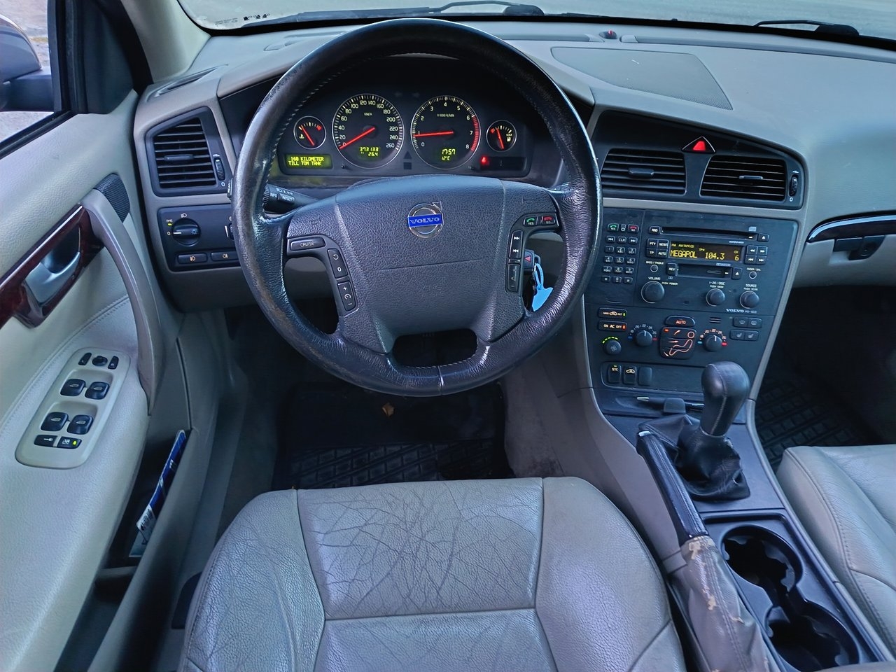 Volvo V70 2.4 Business Kombi Manuell 2004, bild 6/11