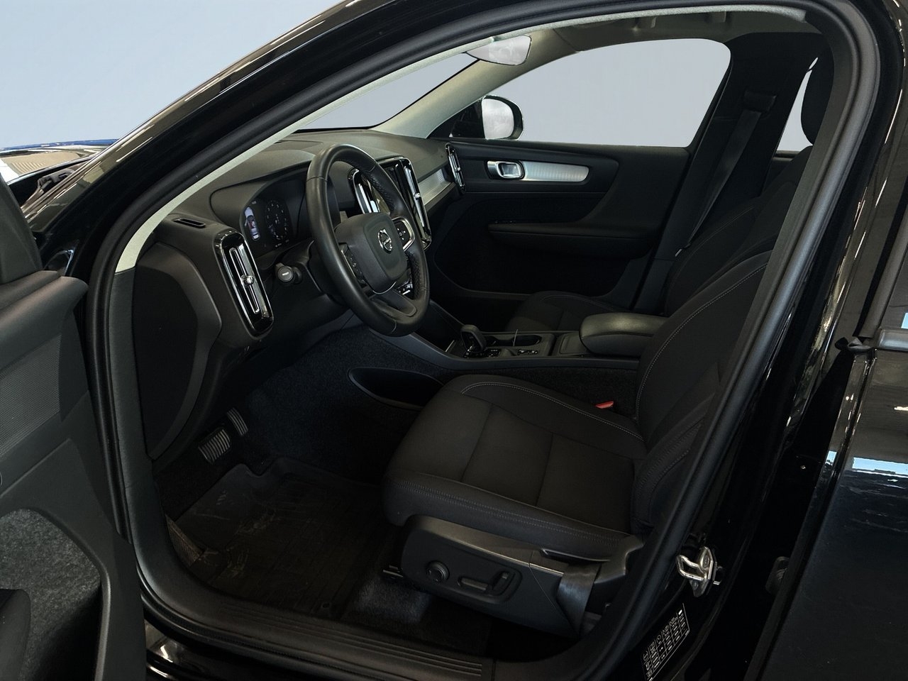 Volvo XC40 2022, bild 7/10