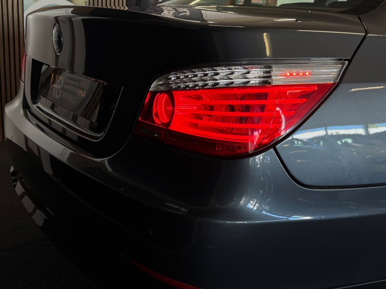 BMW 525 i xDrive Sedan Euro 4 2009, bild 7/10