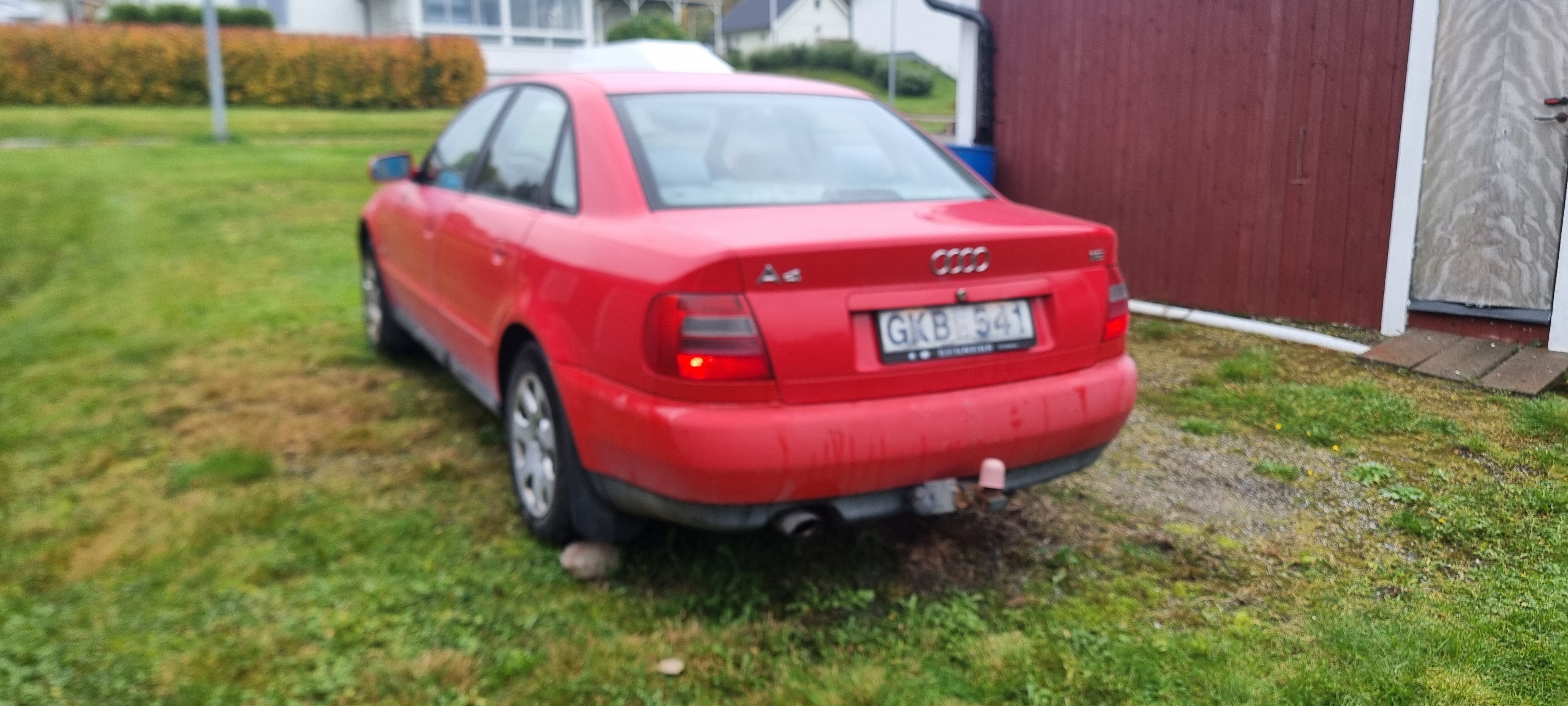 Audi A4 Sedan 1.6 Manuell 1997, bild 6/10