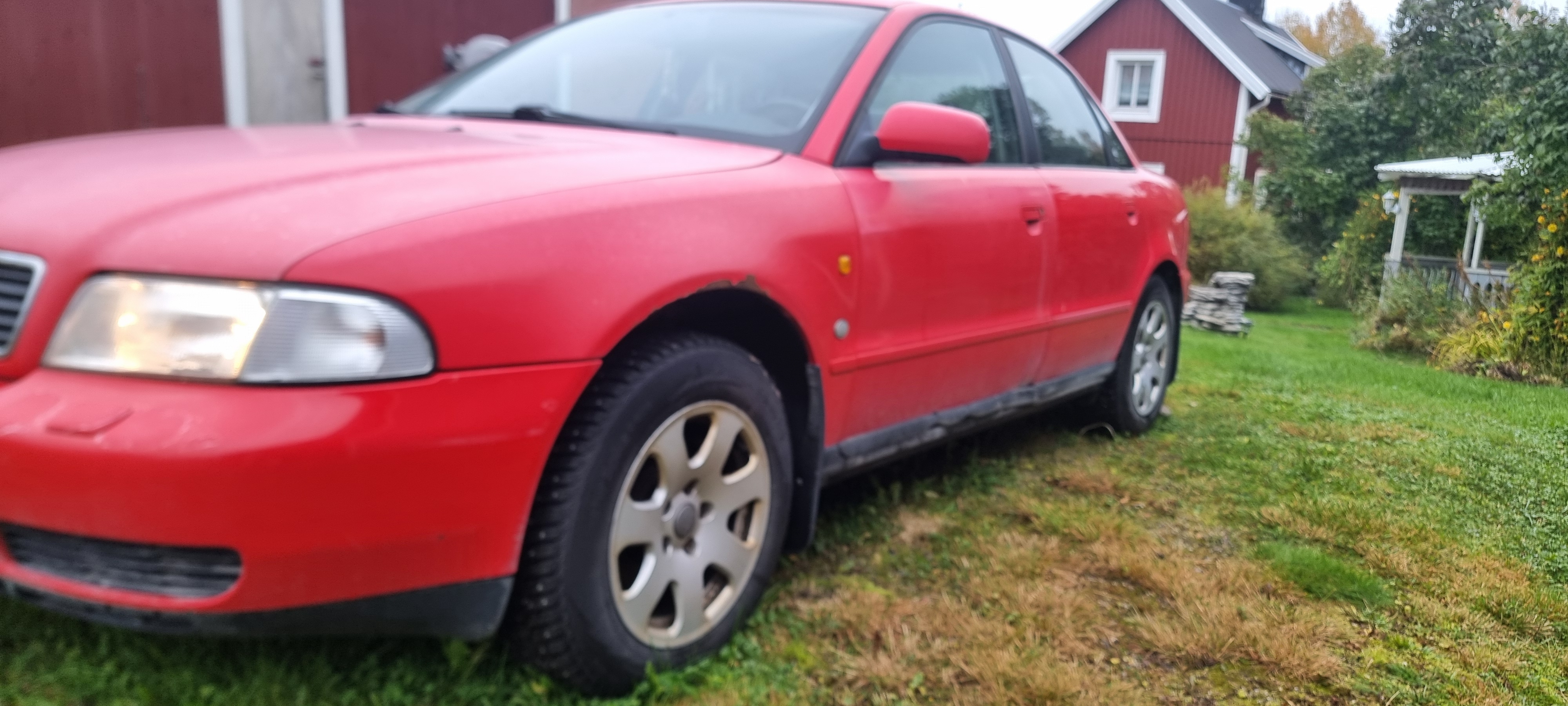 Audi A4 Sedan 1.6 Manuell 1997, bild 3/10
